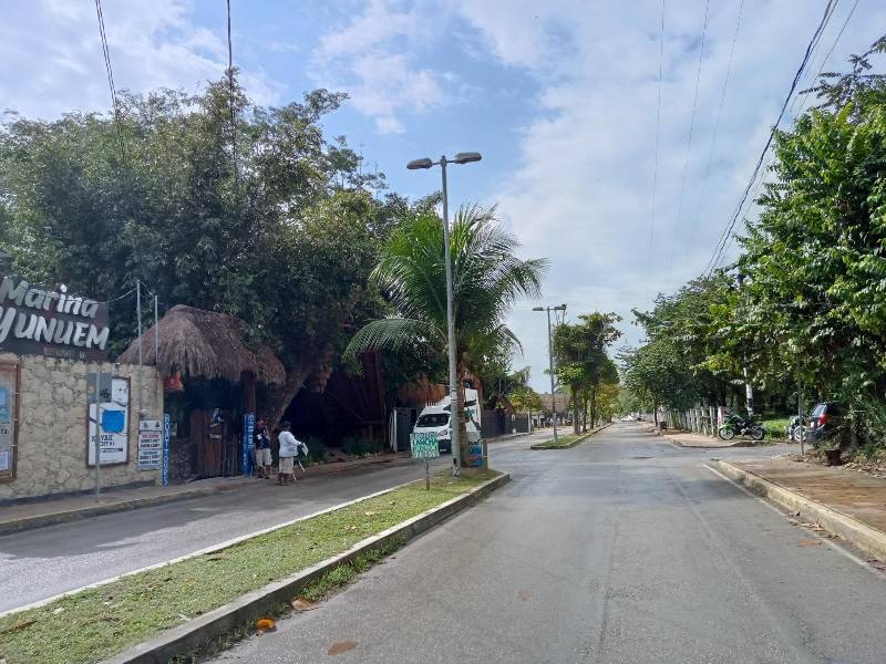 Prioridad bacheo y vialidades en Bacalar