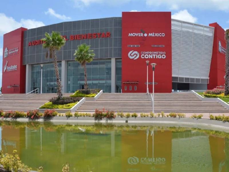 Va gobierno del estado por "elefantes blancos"