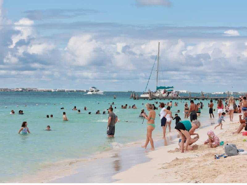 Carnaval beneficia economía de turisteros en Solidaridad