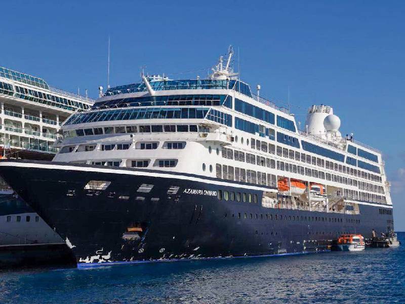 Por primera vez llega a Cozumel el crucero Azamara Onward, con bandera de Bermudas