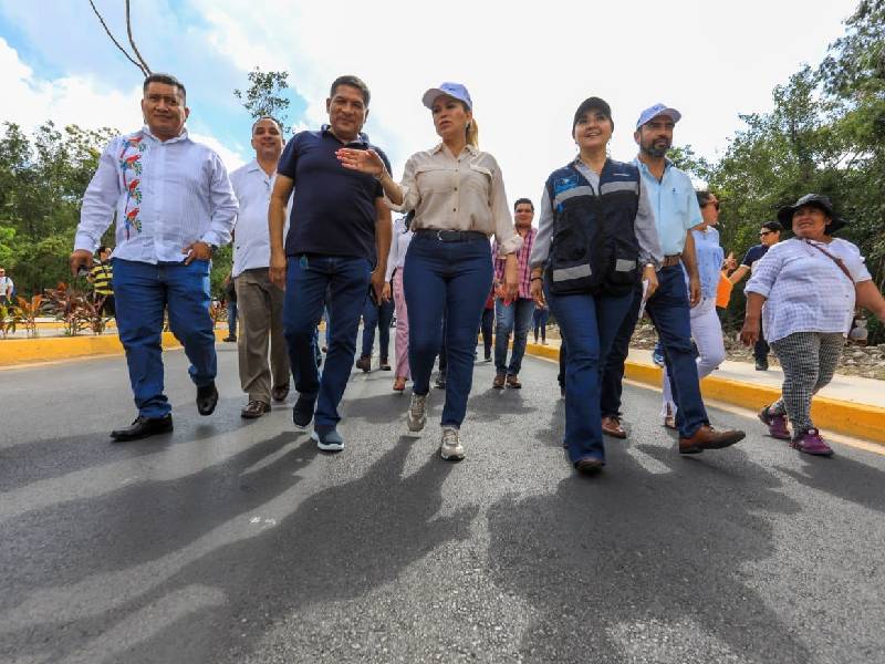 Lili Campos rescata vialidades importantes