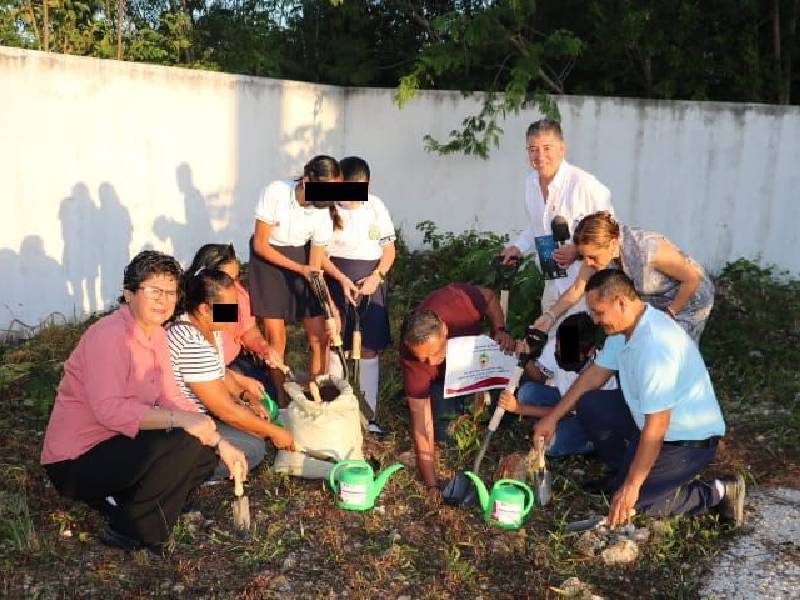 Rotarios de Cancún y Chetumal reforestarán escuelas en la entidad