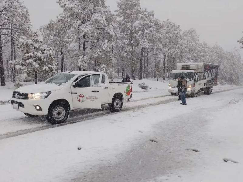 La Tarahumara se tiñe de blanco por las nevadas