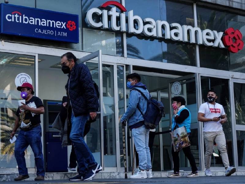 Promete AMLO que se pagarán impuestos al gobierno por venta de Banamex