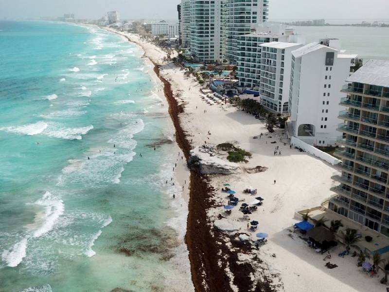 Tienen exceso de sargazo 40 playas