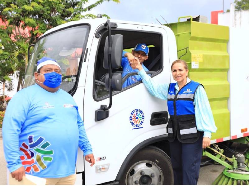 Lili Campos fortalece seguridad y servicios públicos