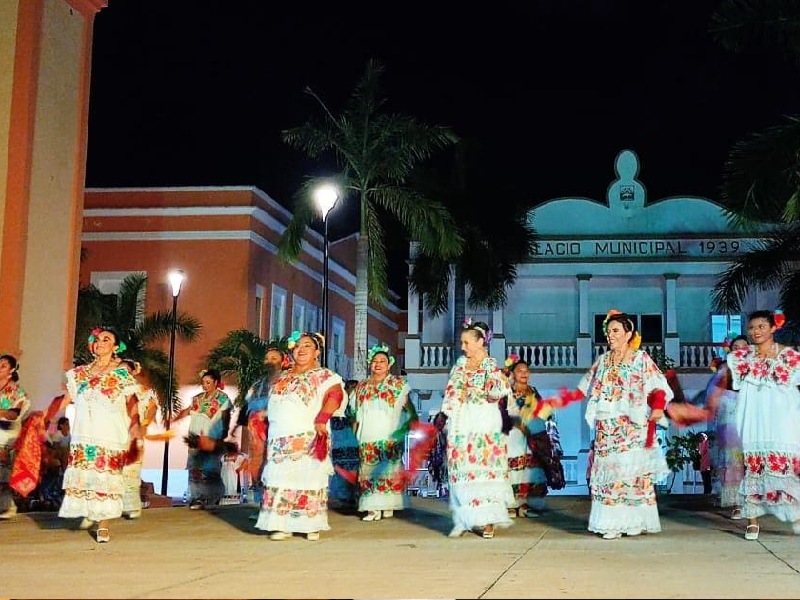 Las Caravanas Culturales un proyecto que transporta magia y cultura