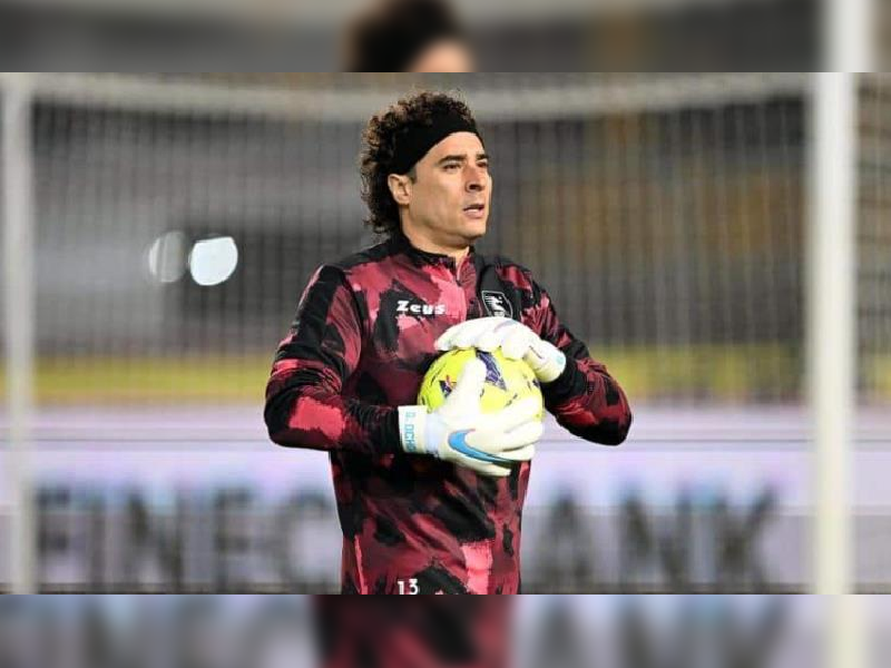 Nominan a Memo Ochoa a Mejor Jugador de Concacaf 2022