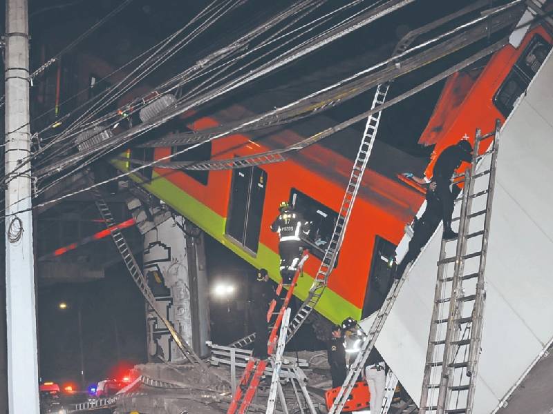 Respaldan a su abogado víctimas de la L12 Metro