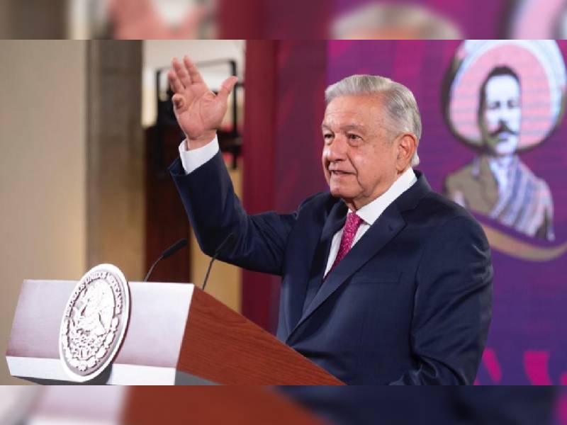 Coincide AMLO con Ken Salazar