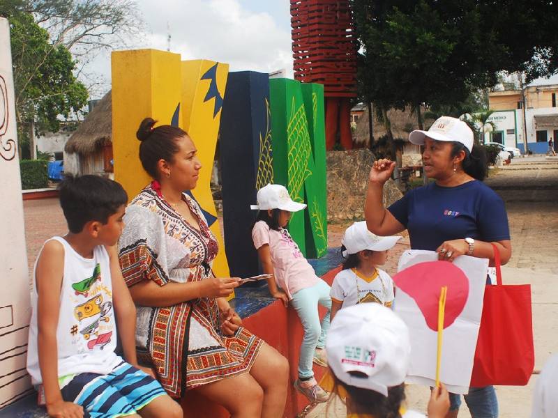 Niños de primaria realizan marcha pro abejas meliponas