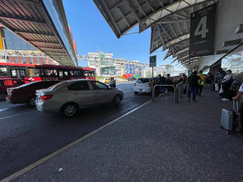 México prevé más de 81 millones de viajeros nacionales por avión en 2023