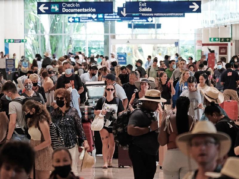 El aeropuerto de Cancún, con 544 vuelos este día