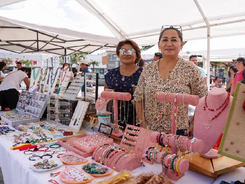 Empoderan a mujeres artesanas