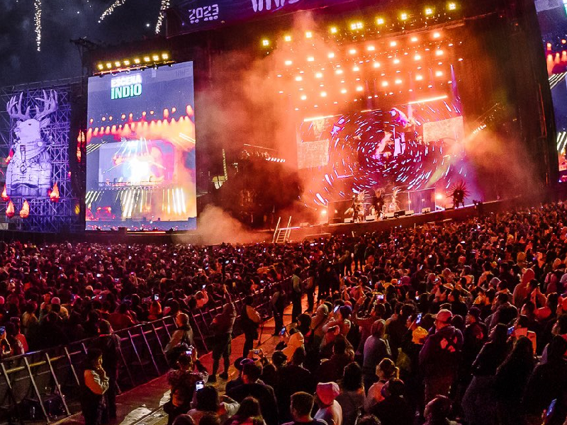 vive latino