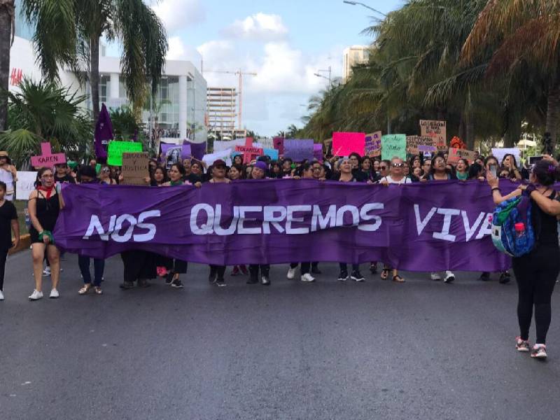 Féminas saldrán a las calles por el 8M