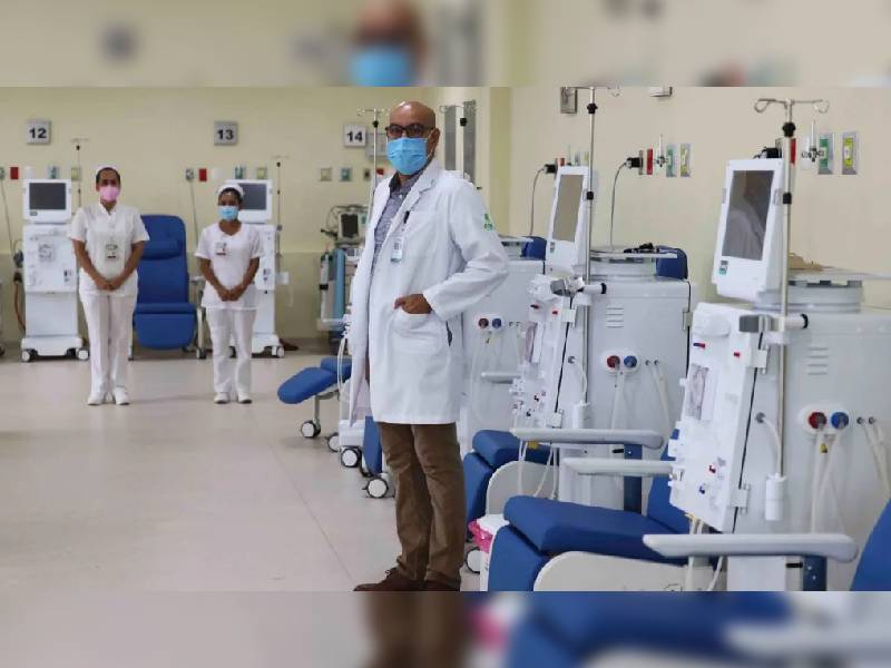 Convoca AMLO a médicos especialistas jubilados a trabajar en IMSS-Bienestar