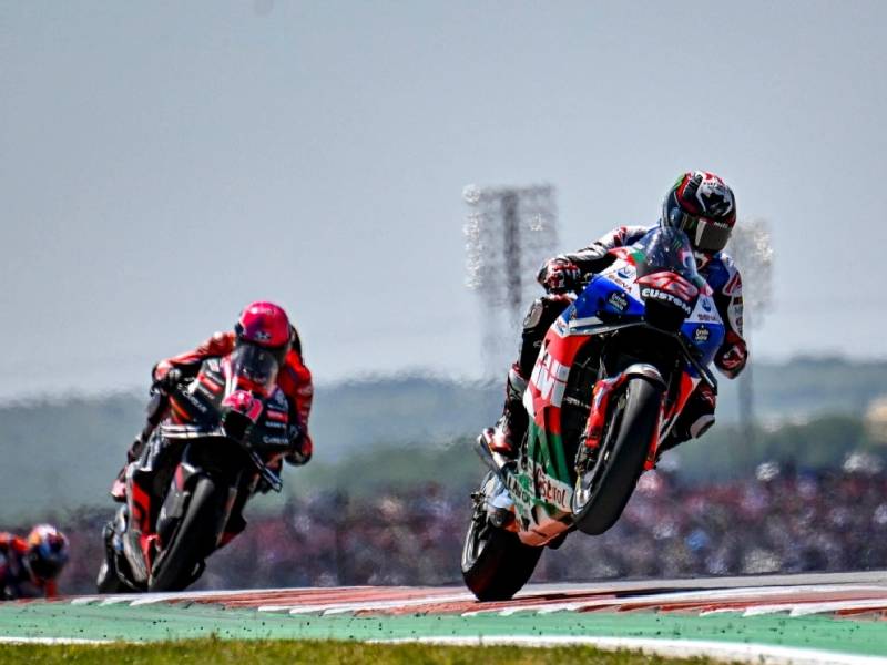 Rins gana GP de las Américas, Bagnaia se cae