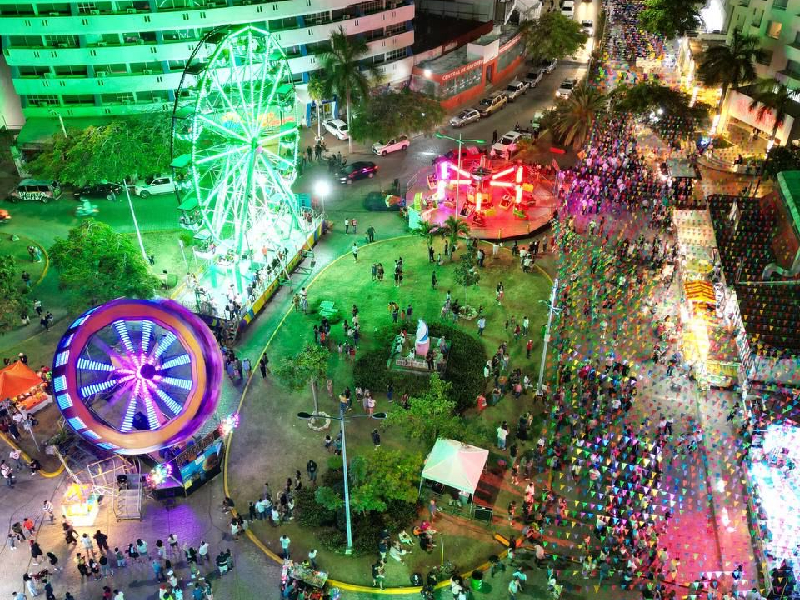 Avenida Yaxchilán recobra vida en 53 Aniversario de Cancún