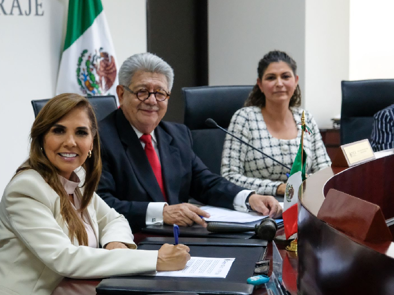 Para proteger a los trabajadores, Mara Lezama firma convenio con Tribunal Federal de Conciliación y Arbitraje