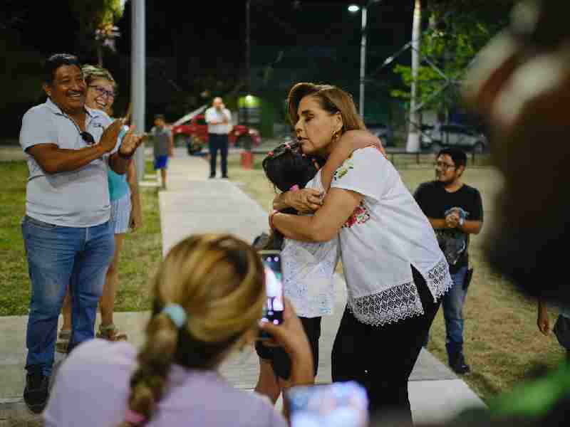Mara Lezama entrega a familias parque en Proterritorio 1
