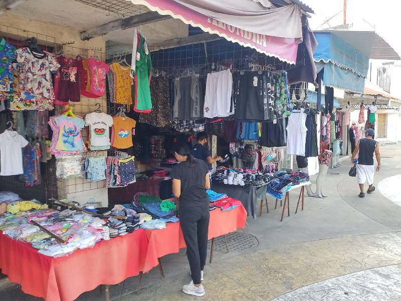 Asueto de burocracia reduce actividad comercial en Chetumal