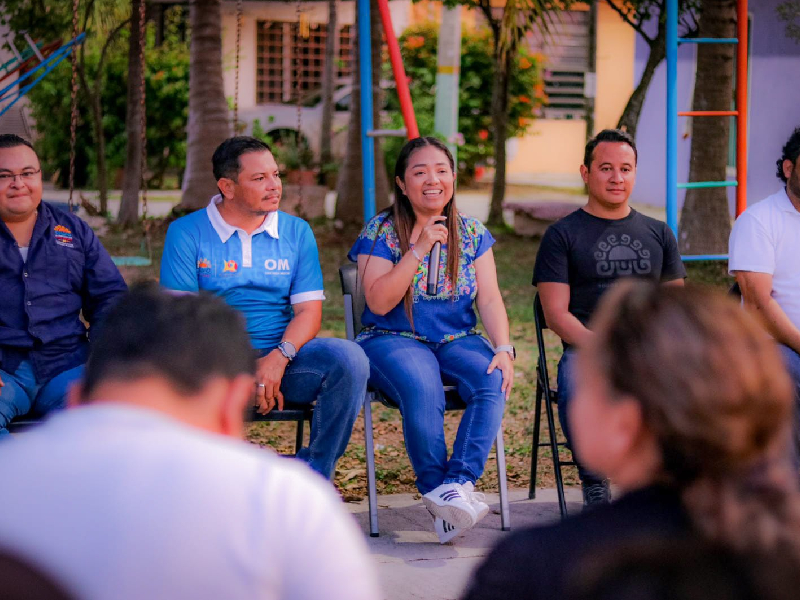 Yensunni Martínez ahora recorrió la colonia Fidel Velázquez