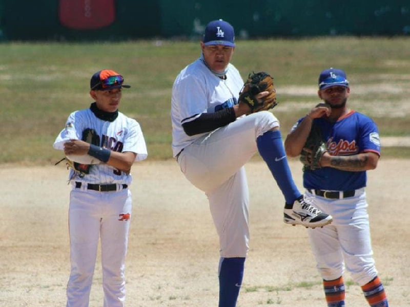 Selecionan a dos isleños para el equipo estatal que irá al Torneo Nacional Beisbolissste 2023