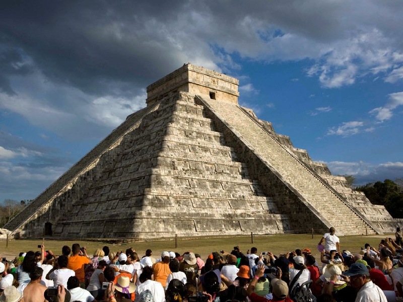 Reanudan las proyecciones de video mapping en Chichén Itzá