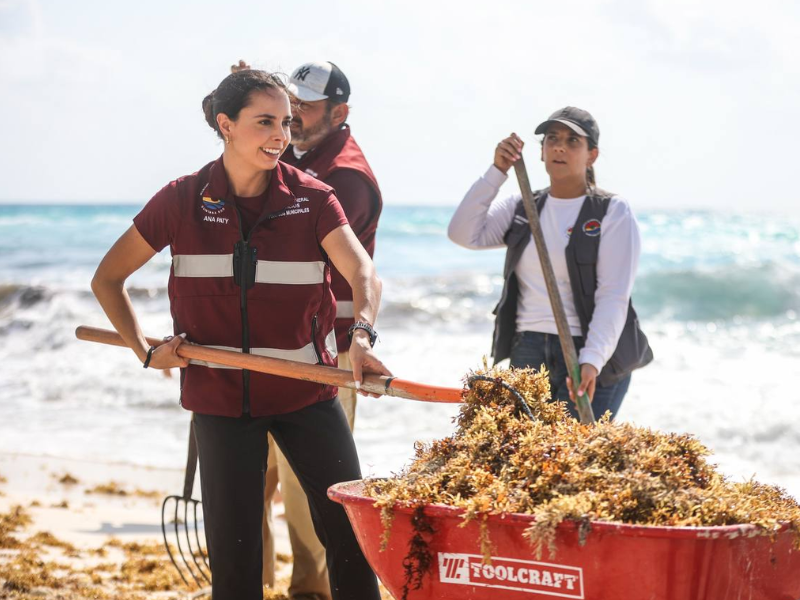 Ana Paty resalta limpieza diaria en playas de Cancún