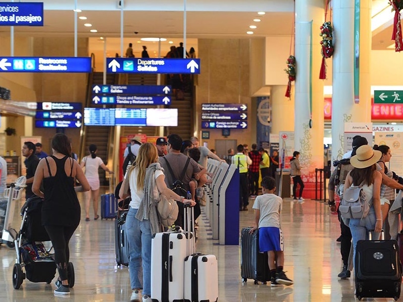 El aeropuerto de Cancún, con 532 vuelos para este día