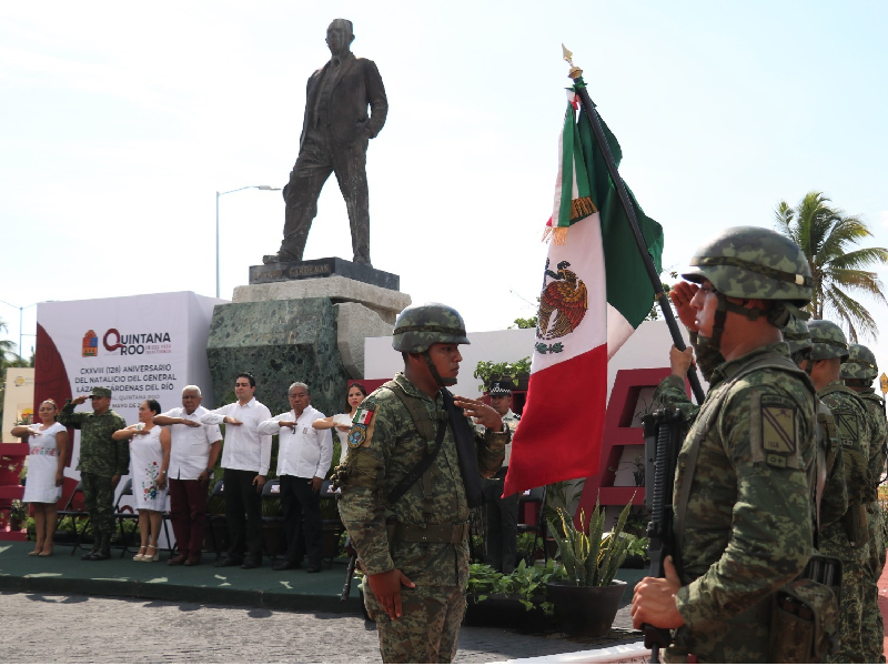 Conmemoran natalicio de Lázaro Cárdenas