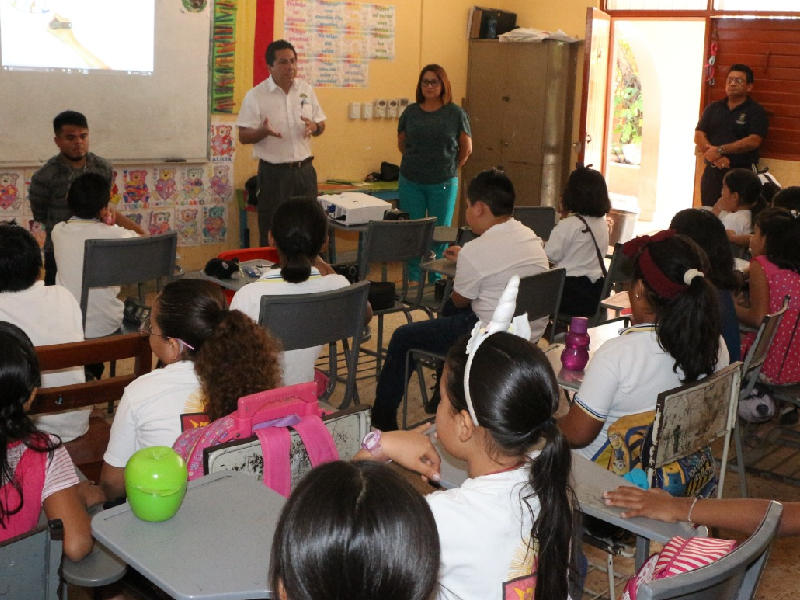 Piden padres reforzar prevención de adicciones en escuelas