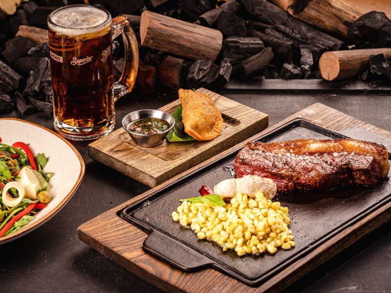 ¡Felicidades a mamá! Celebra su día en La Vicenta