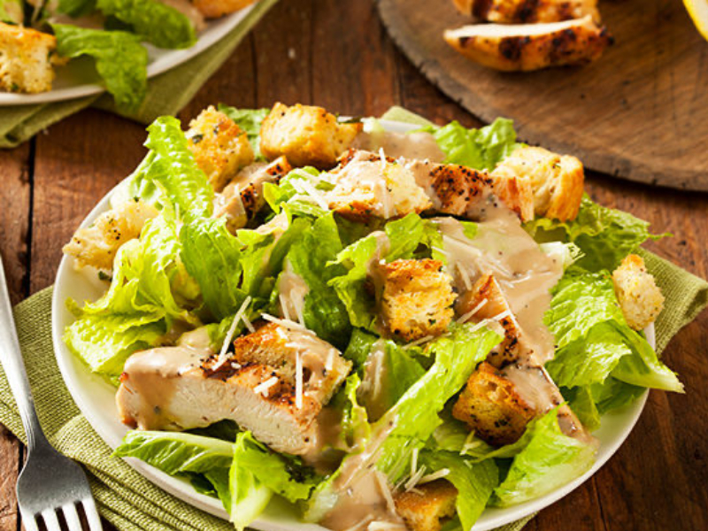 ¿Cómo preparar una deliciosa ensalada César?