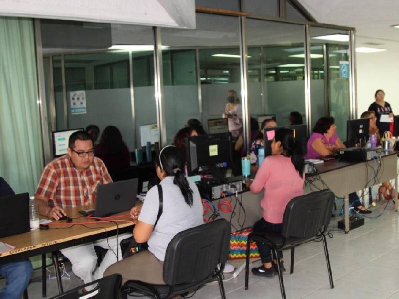 Suman 18 mil nuevos estudiantes en segundo periodo de inscripciones