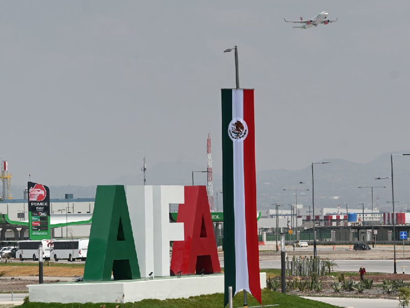 AMLO se reunirá con el secretario de Transportes de EU en el AIFA