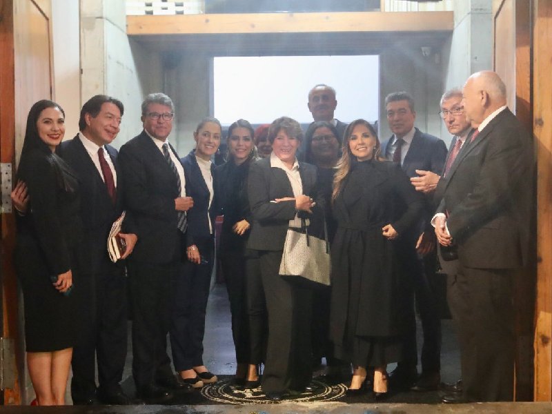 Reunión con “corcholatas” y gobernadores de Morena para acordar la unidad: AMLO