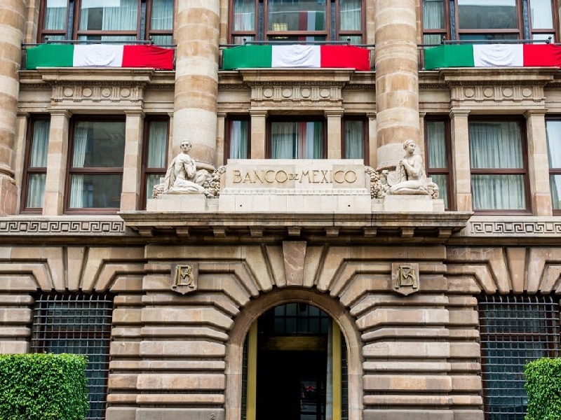 Tasa puede bajar a 11%, considera la encuesta de Banxico