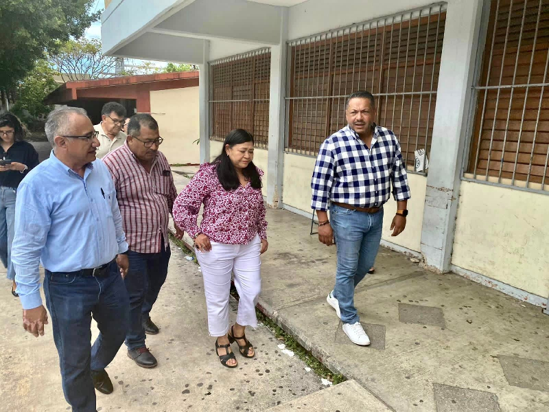Se necesita la construcción de 95 salones en Quintana Roo