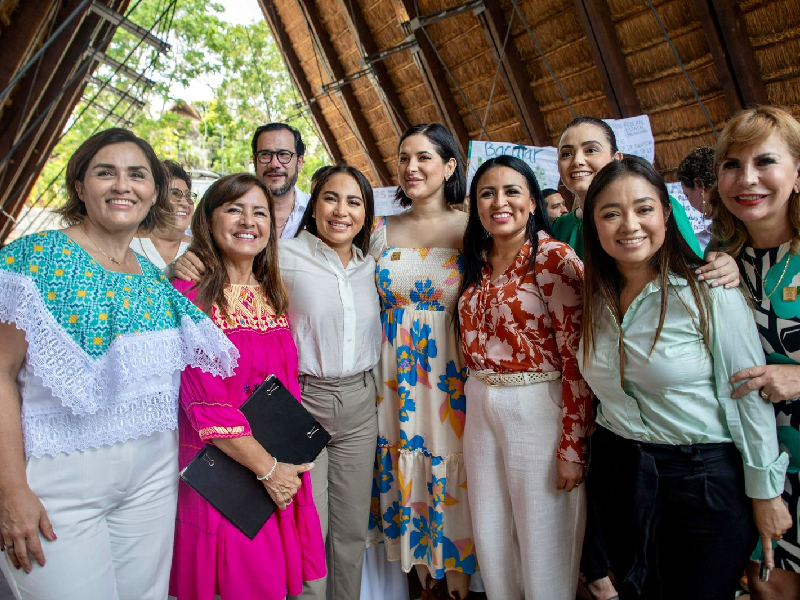 Celebra Mary Hernández acuerdo para reducir el uso de plásticos en Quintana Roo