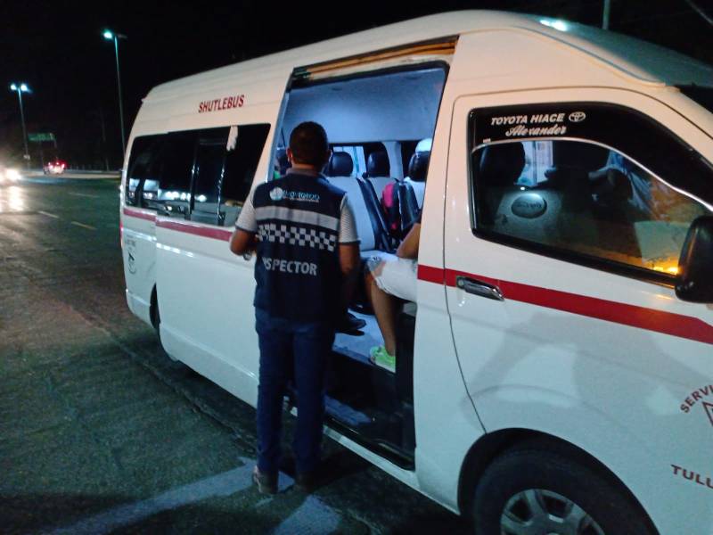 Inicia campaña para retirar polarizados en unidades de transporte público