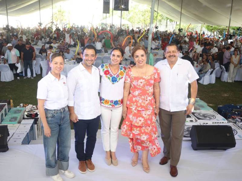 ana Paty Peralta día del padre