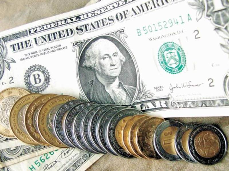 dolar y peso mexicano
