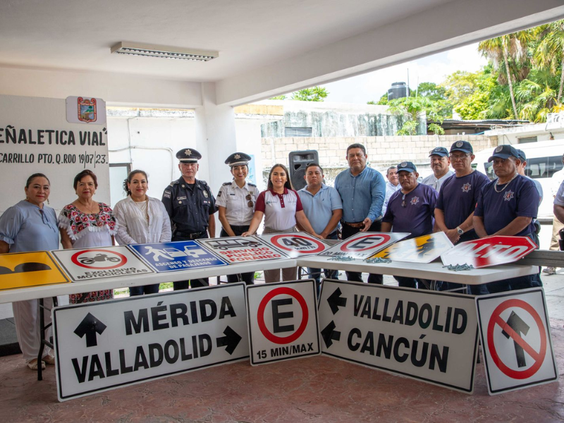 Mary Hernández mejora señalética vial de Felipe Carrillo Puerto