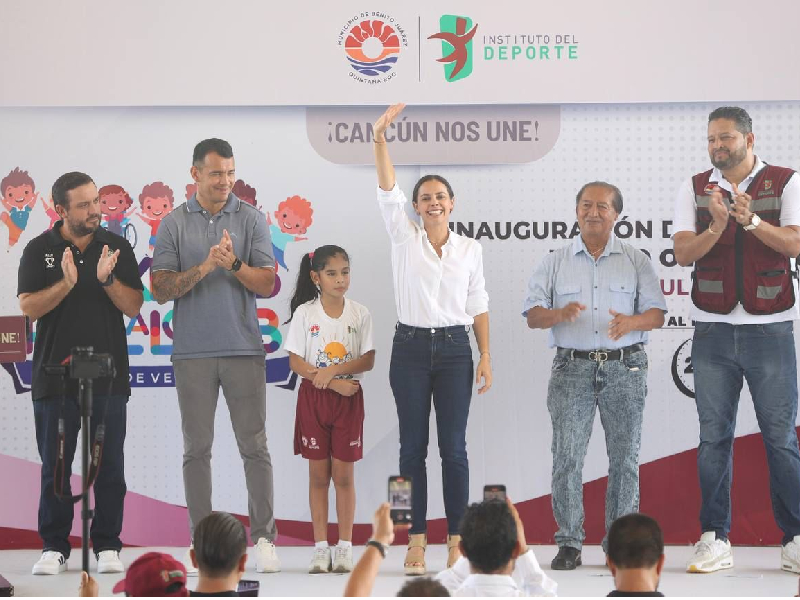Inaugura Ana Paty Peralta curso de “Baaxlo’ob Paalalo’ob 2023”