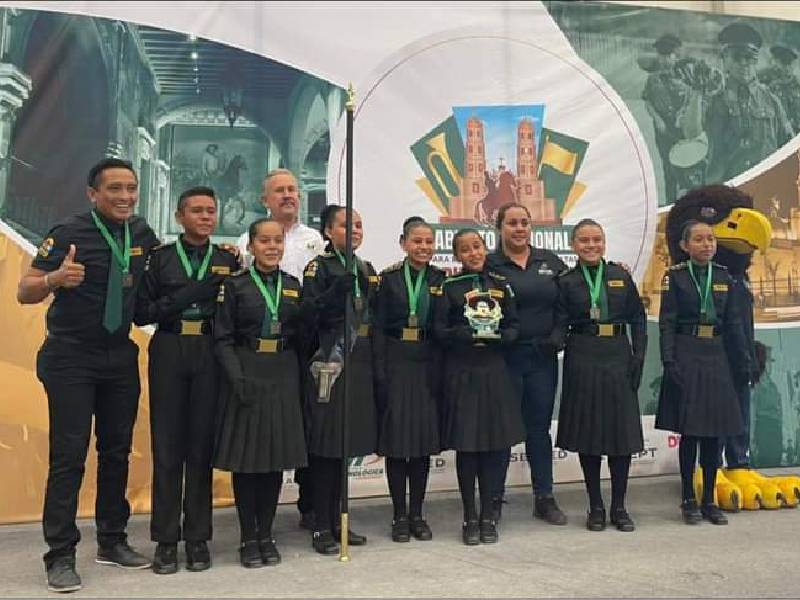 Logra Escolta de Bandera Isla Mujeres el primer lugar en el Abierto Nacional 