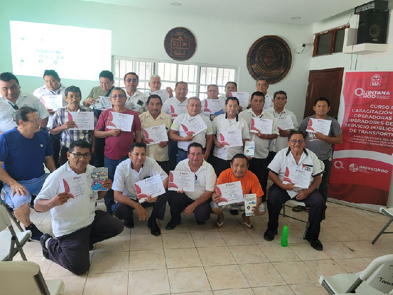 Imoveqroo capacita a más de tres mil 300 operadores de transporte público