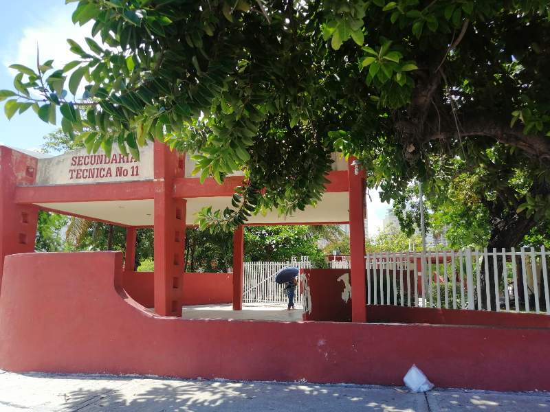 Implementan operativos de vigilancia de escuelas en vacaciones