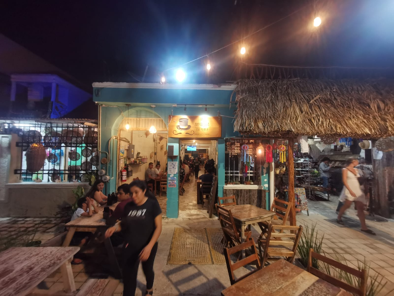 Sin repunte, restaurantes en Bacalar